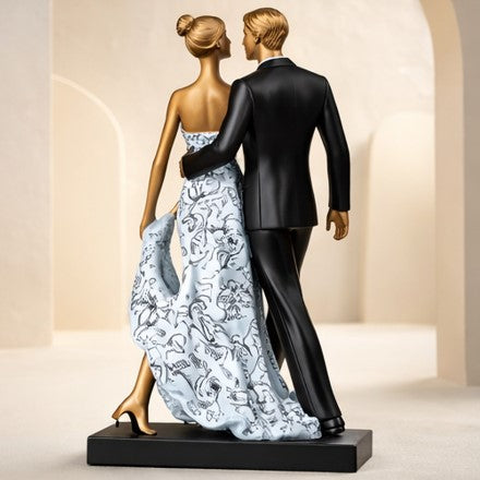 Decorative Couple Figurine – Boyfriend, Girlfriend, Husband, Wife Gift