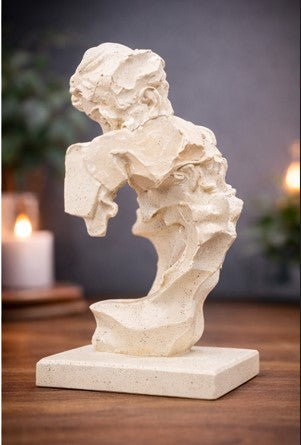 Elegant Couple Statue – Home Decor & Gifting